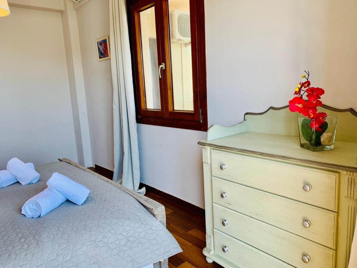 Villa Kalli - Porto Ennia Vromopousi Luaran gambar